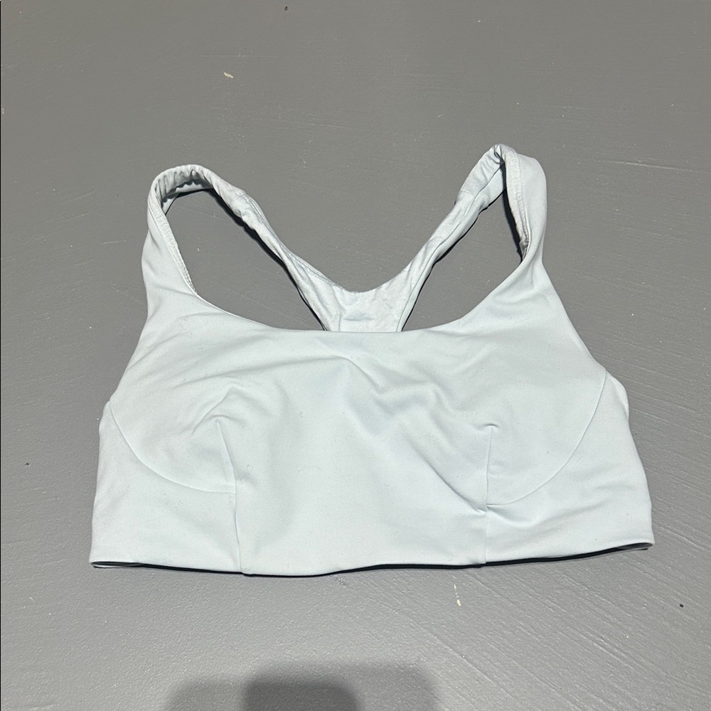 Lululemon Light Blue Wunder Train Sports Bra (Medium Support) (C-D Cup) Size 8